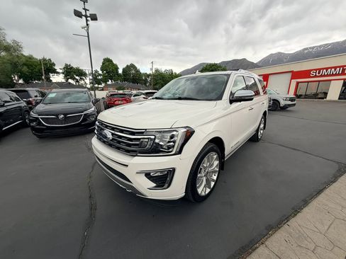 Used 2019 Ford Expedition Platinum AWD/4WD image 8