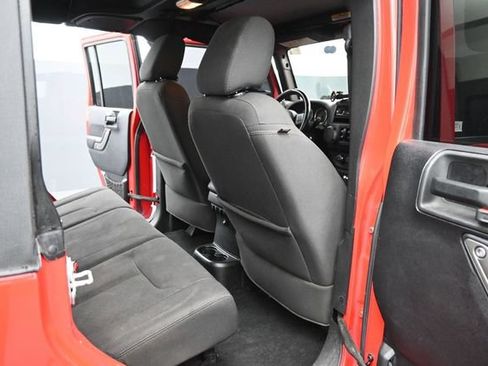 Used 2015 Jeep Wrangler Unlimited Sport w/ Quick Order Package 24S AWD/4WD image 20