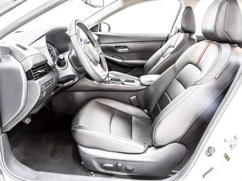 Used 2021 Nissan Sentra SR w/ SR Premium Package FWD image 25