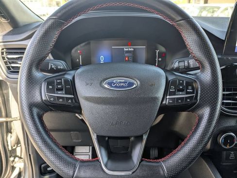 Used 2025 Ford Escape ST-Line AWD/4WD image 16