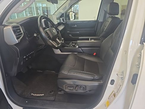 Used 2023 Toyota Tundra SR5 image 12