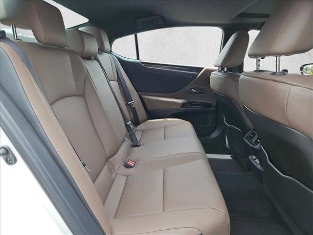 Certified 2025 Lexus ES 350 FWD image 20