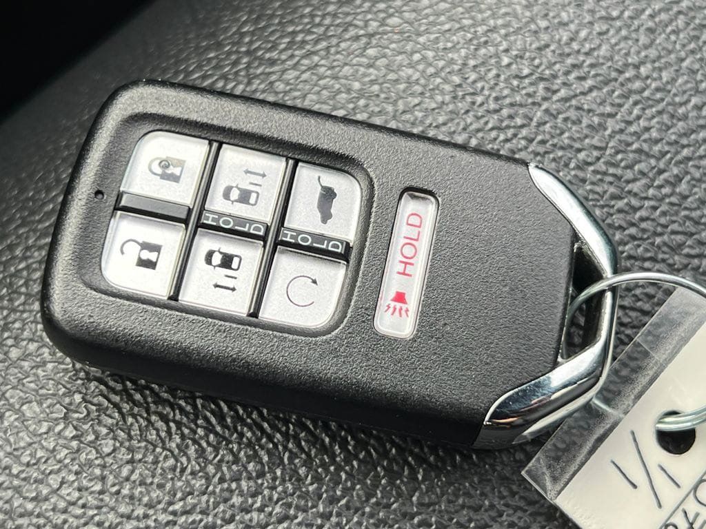 Used 2024 Honda Odyssey Sport image 30