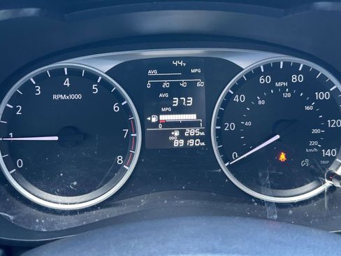 Used 2021 Nissan Versa S image 22