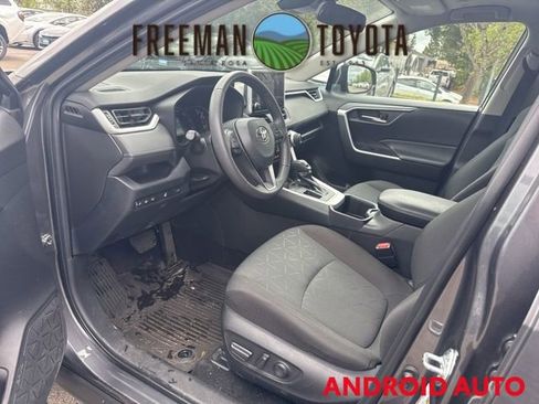 Used 2023 Toyota RAV4 XLE w/ Convenience Package image 7