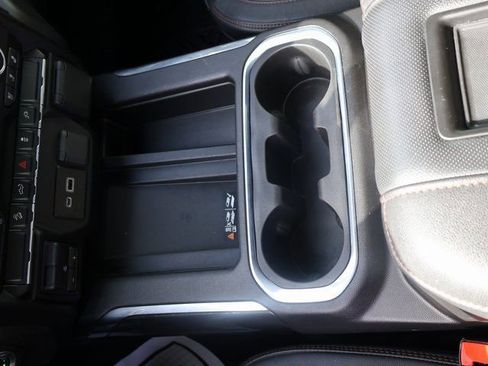 Certified 2022 GMC Sierra 1500 AT4 w/ AT4 Preferred Package AWD/4WD image 43