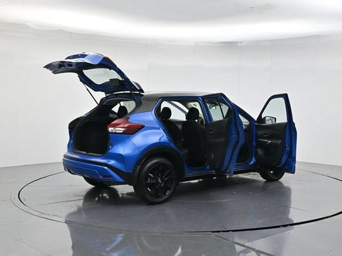 Used 2023 Nissan Kicks SV FWD image 49