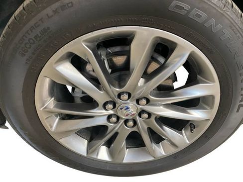 Certified 2024 Buick Enclave Avenir w/ Trailering Package, 5000 lbs. AWD/4WD image 10