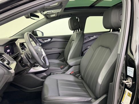 Used 2024 Audi Q4 e-tron Prestige w/ Black Optic Package image 5