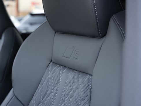 New 2025 Audi SQ5 Premium Plus image 27