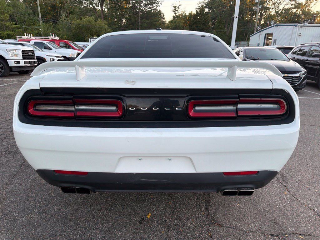 Used 2014 Dodge Challenger R/T Plus RWD image 6