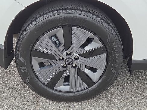 Used 2025 Nissan Murano SL AWD/4WD image 7