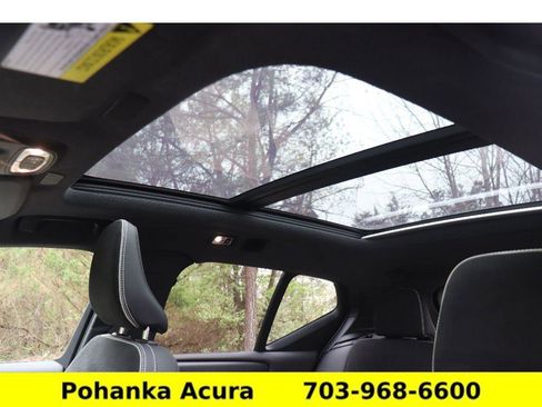 Used 2022 Volvo XC40 T5 R-Design w/ Advanced Package AWD/4WD image 22