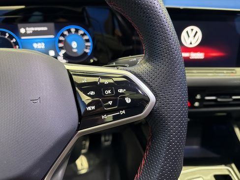 Used 2024 Volkswagen GTI SE image 17