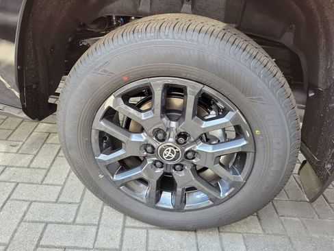 New 2026 Toyota Sequoia Platinum image 5