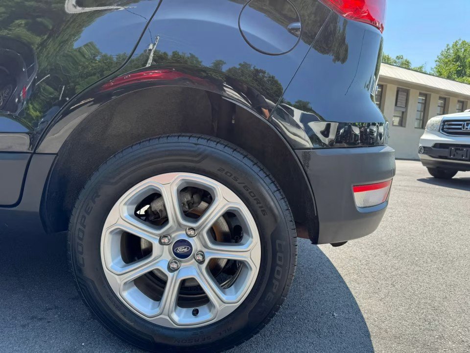 Used 2019 Ford EcoSport SE AWD/4WD image 11