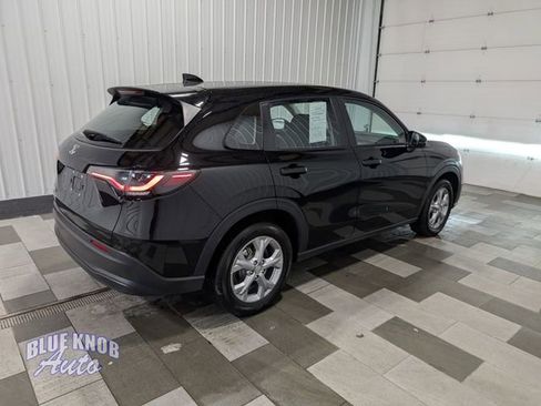 Used 2025 Honda HR-V LX image 4