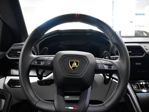 Used 2024 Lamborghini Urus S AWD/4WD image 27