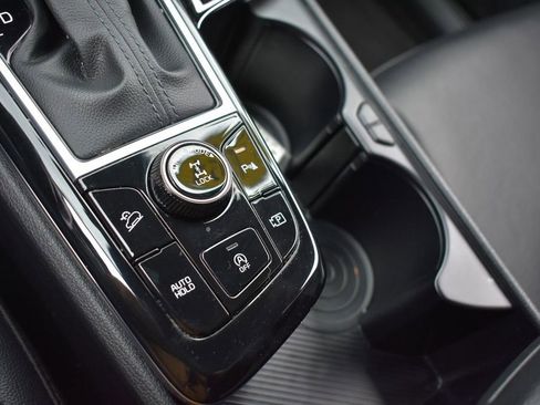 Used 2024 Kia Sportage X-Line w/ X-Line Premium Package image 23