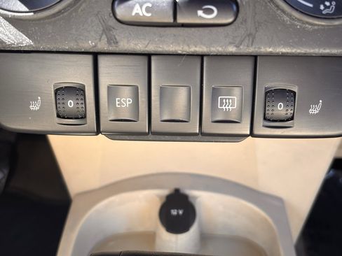 Used 2008 Volkswagen Beetle SE image 20