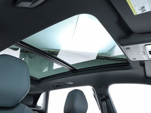 New 2026 Volkswagen Tiguan SE R-Line image 76