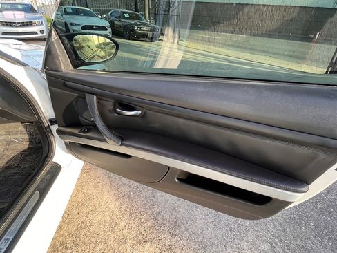 Used 2010 BMW M3 Coupe image 13