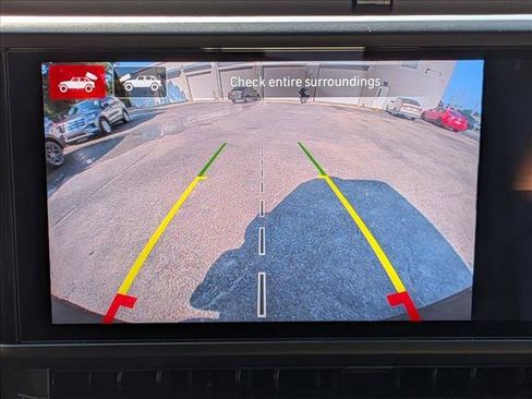 Used 2024 Jeep Wrangler Unlimited Rubicon AWD/4WD image 15