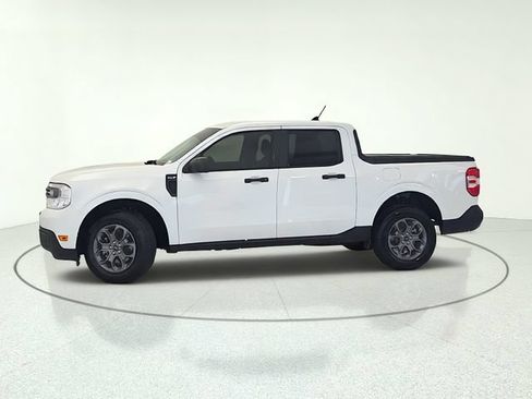 Used 2023 Ford Maverick XLT FWD image 2