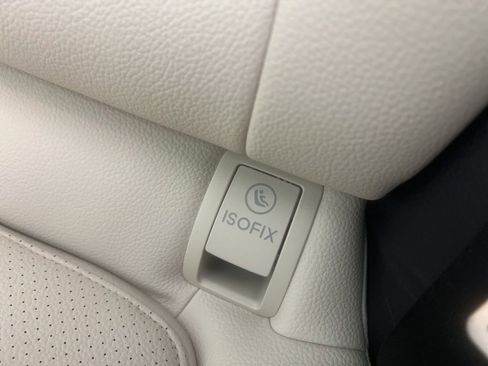 New 2026 Mercedes-Benz GLC 300 4MATIC image 23