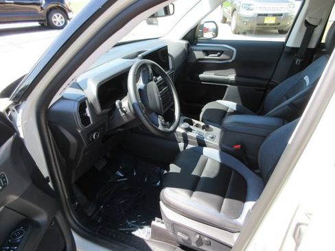 Certified 2025 Ford Bronco Sport Outer Banks w/ Outer Banks Tech Package+ AWD/4WD image 2