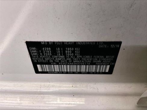 Used 2017 Subaru Impreza 2.0i AWD/4WD image 32
