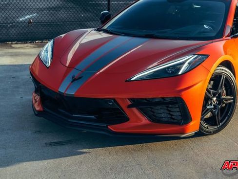 Used 2020 Chevrolet Corvette Stingray Premium Cpe w/ 3LT Preferred Equipment Group image 21