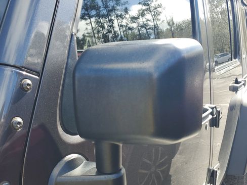 Used 2017 Jeep Wrangler Unlimited Sport w/ Quick Order Package 24S image 10