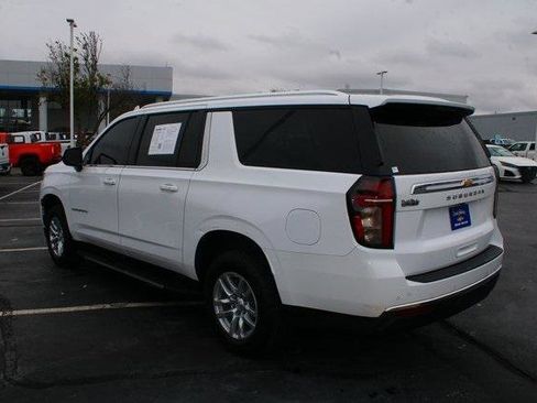 Used 2023 Chevrolet Suburban LS image 11