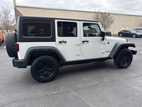 Used 2015 Jeep Wrangler Unlimited Sport image 9