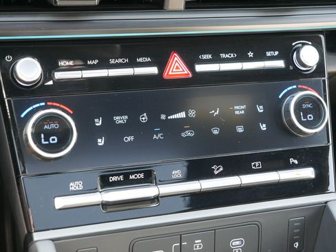 Certified 2026 Hyundai Santa Fe Calligraphy AWD/4WD image 23