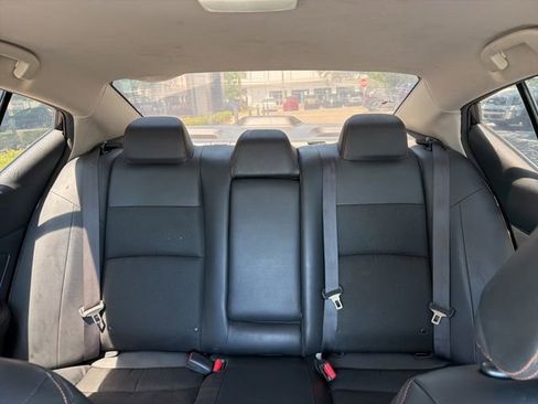 Used 2019 Nissan Altima 2.5 SR FWD image 7
