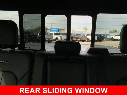 Used 2020 Ford F150 Platinum w/ Equipment Group 701A Luxury image 5