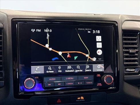 Used 2022 Nissan Frontier PRO-4X image 19