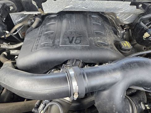 Used 2011 Ford F150 Platinum image 31