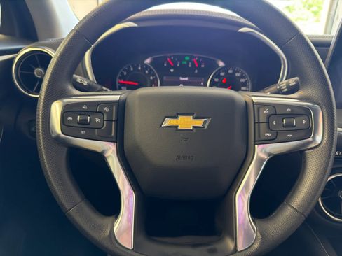 Used 2025 Chevrolet Blazer LT FWD image 34