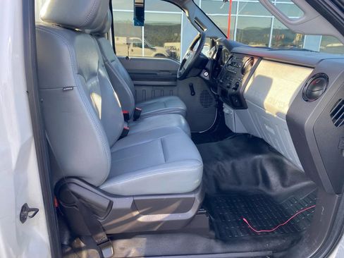 Used 2011 Ford F250 XL image 18