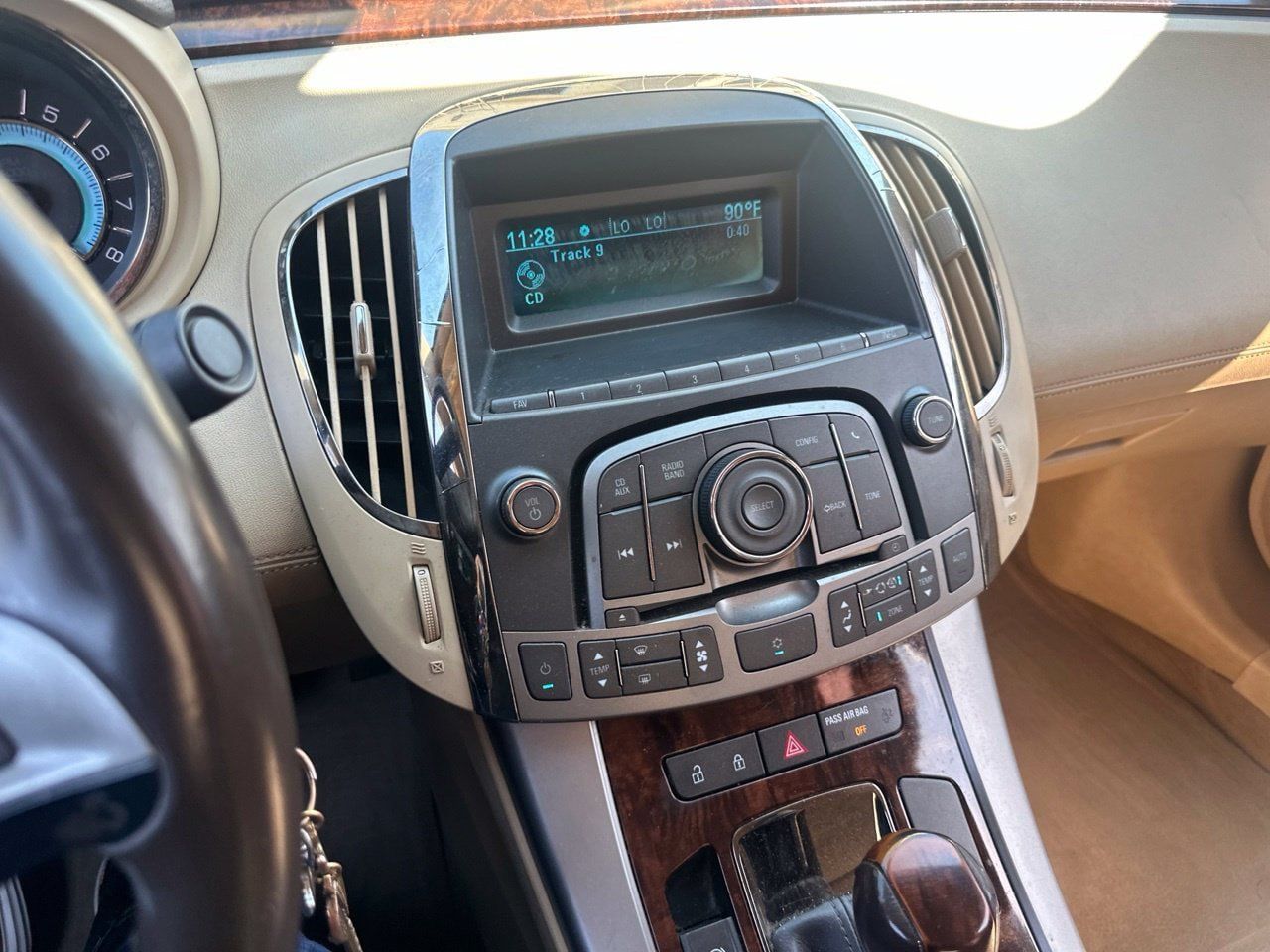 Used 2011 Buick LaCrosse CX FWD image 10