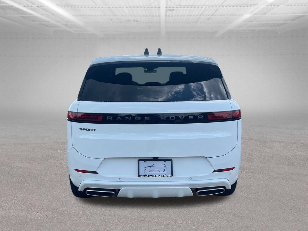 New 2026 Land Rover Range Rover Sport Dynamic SE AWD/4WD image 4