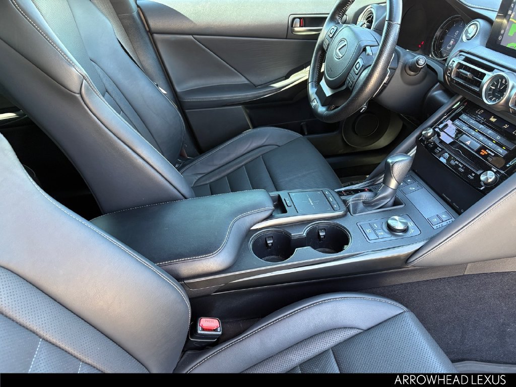 Used 2021 Lexus IS 350 F Sport w/ Navigation Package RWD image 12