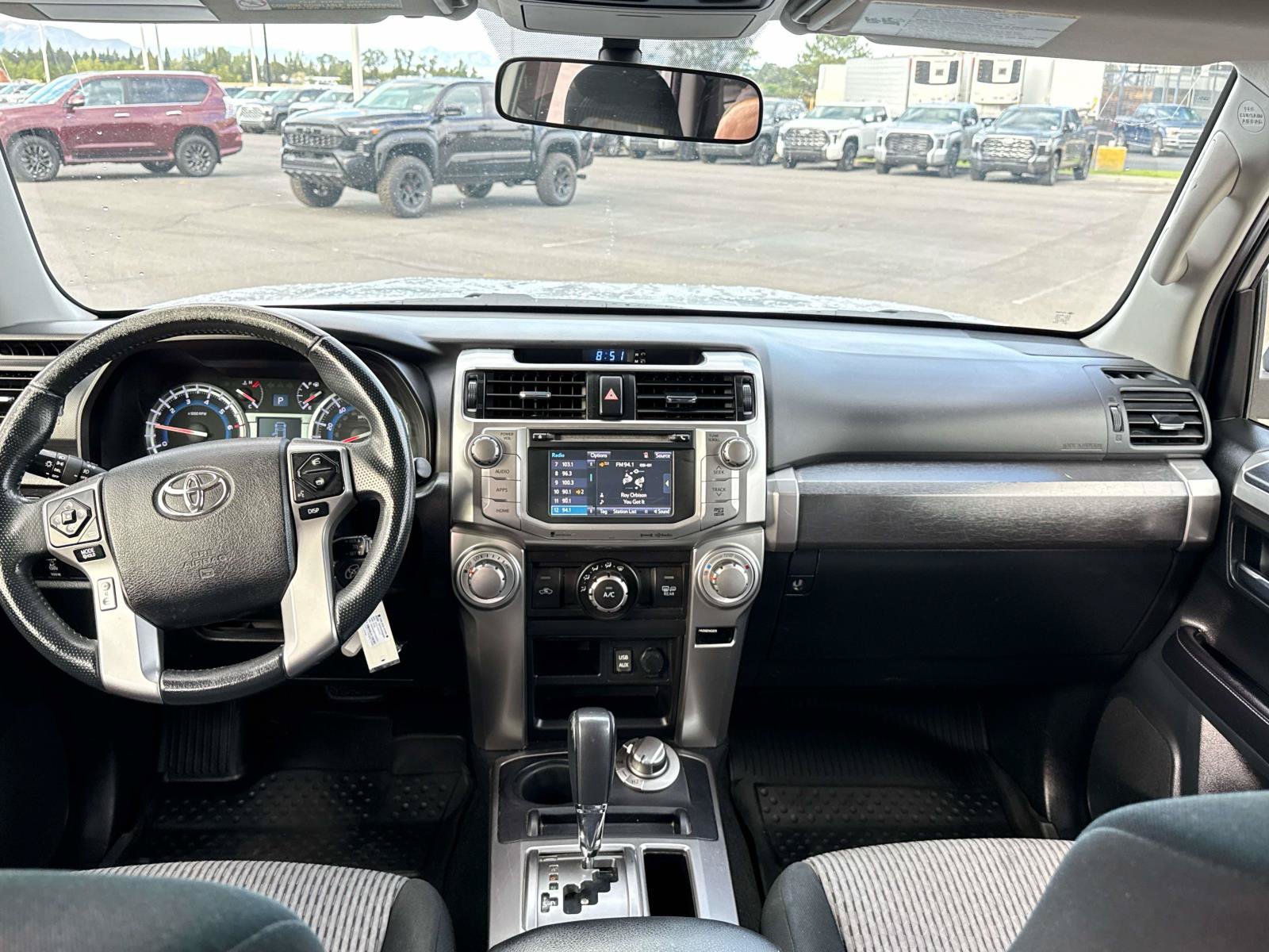 Used 2016 Toyota 4Runner SR5 AWD/4WD image 14