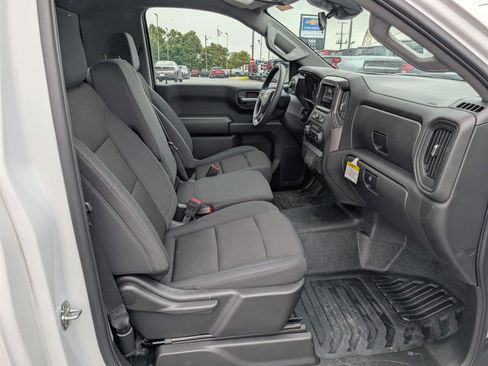 New 2025 Chevrolet Silverado 1500 W/T image 8