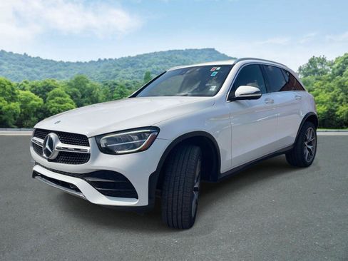 Used 2021 Mercedes-Benz GLC 300 w/ AMG Line image 24