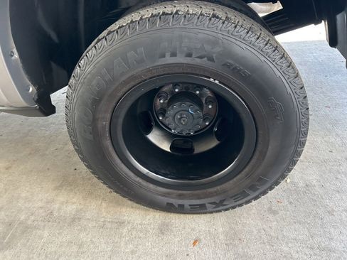 Used 2024 RAM 3500 Tradesman w/ Chrome Appearance Group image 16