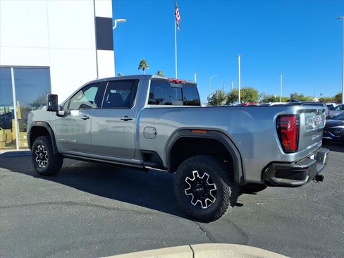 Used 2024 GMC Sierra 2500 AT4X image 7